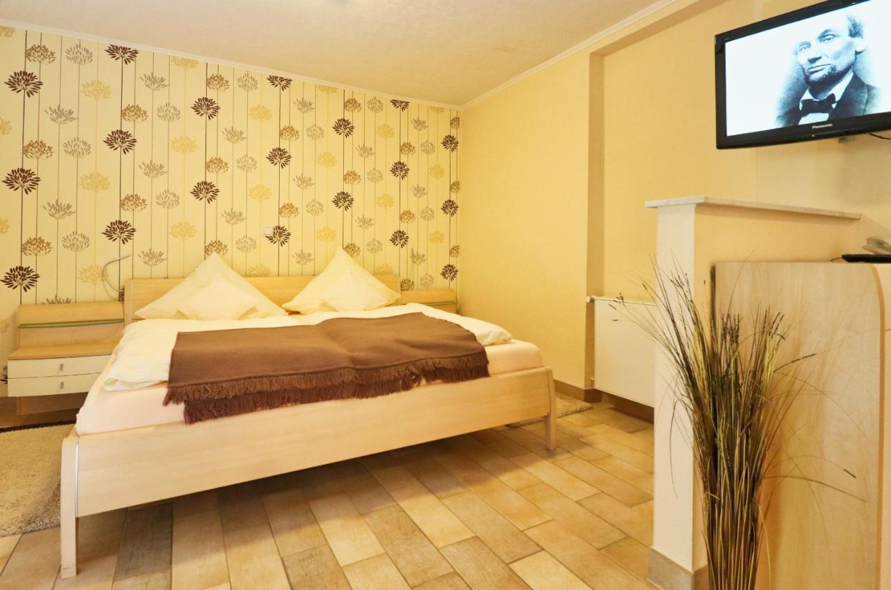 Hotel Maurer Saarwellingen Dış mekan fotoğraf